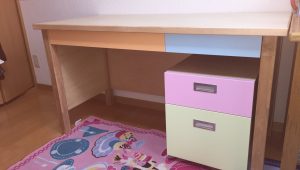 S邸の小学生の机を製作しました。